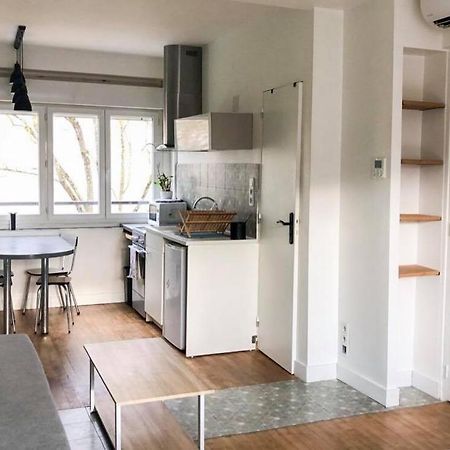 Studio Avec Jardin A Tours Apartment Exterior photo